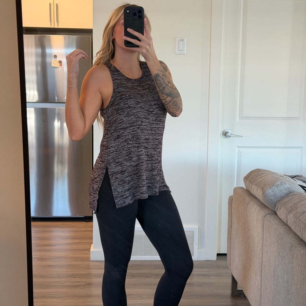 Aritzia Marled Sleeveless Tank Top - Black and Gray
